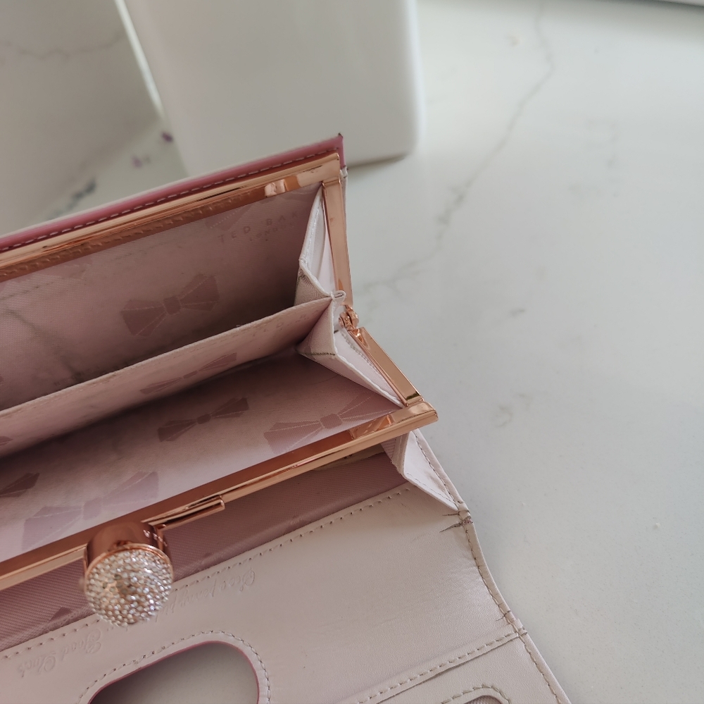 TED BAKER Leather Light Pink Purse Card Cash Holder Pearl &  Rustal Bobbles VGC - Picture 14 of 15